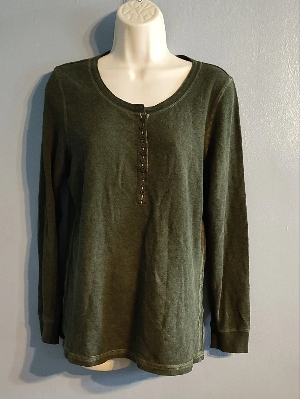 Caslon Olive Green Long-Sleeve Henley Top
